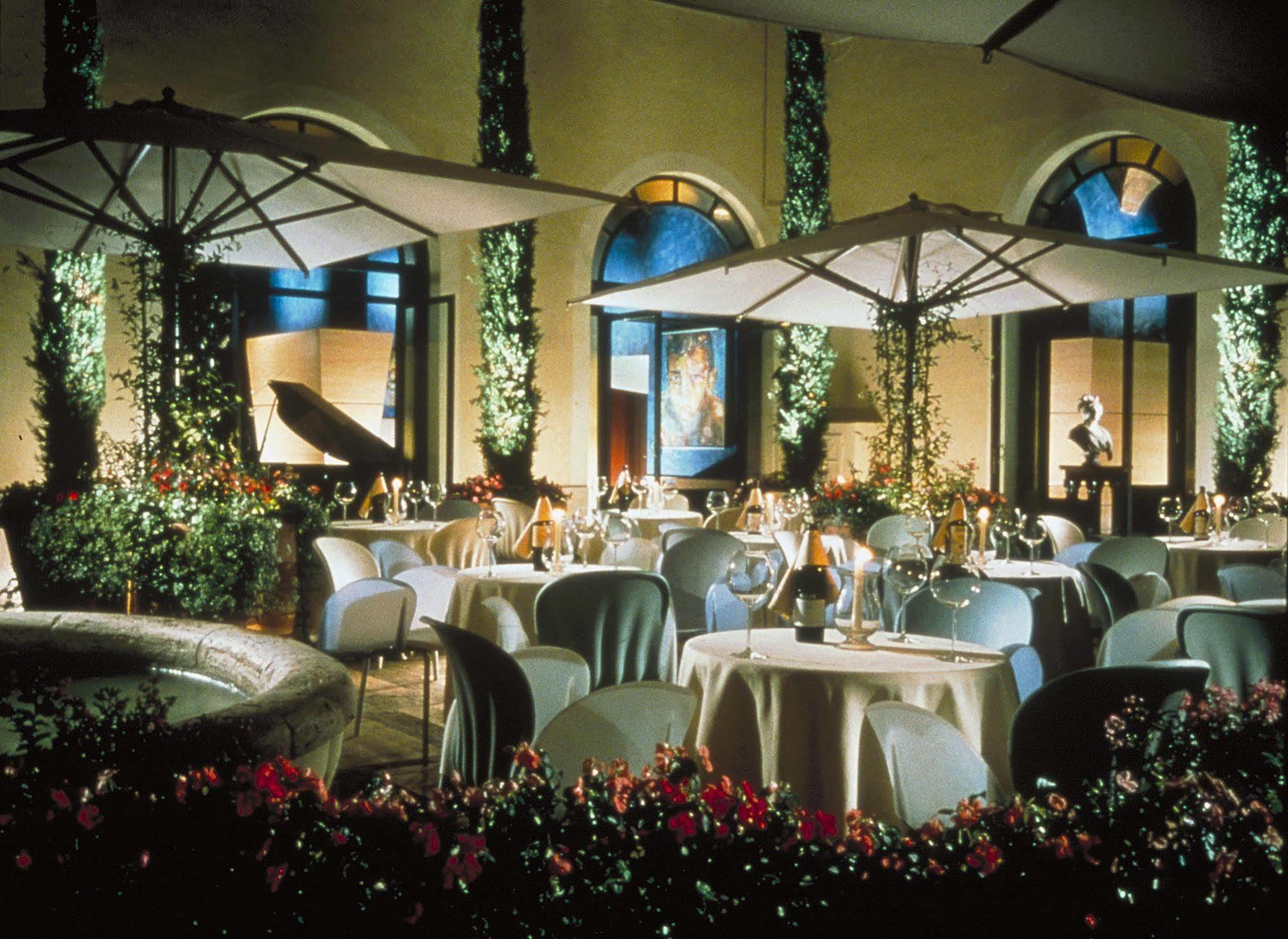 Una Hotels Empire Roma Bagian luar foto